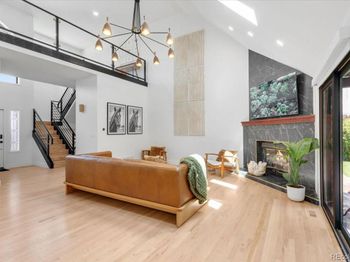 1118 Oakhurst Drive