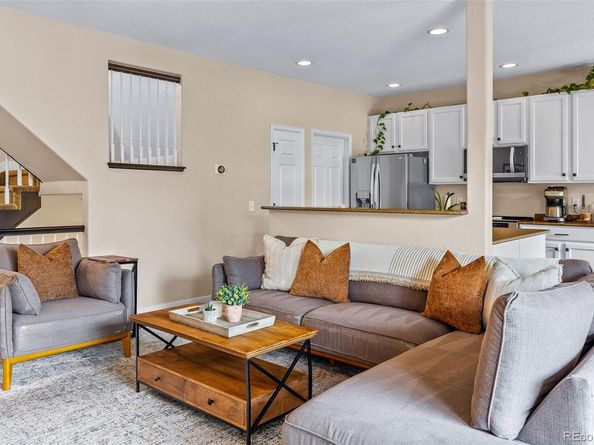 6813 W Yale Avenue, Lakewood CO 80227