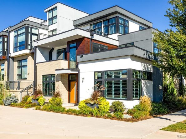 6949 E Lowry Boulevard, Denver CO 80230