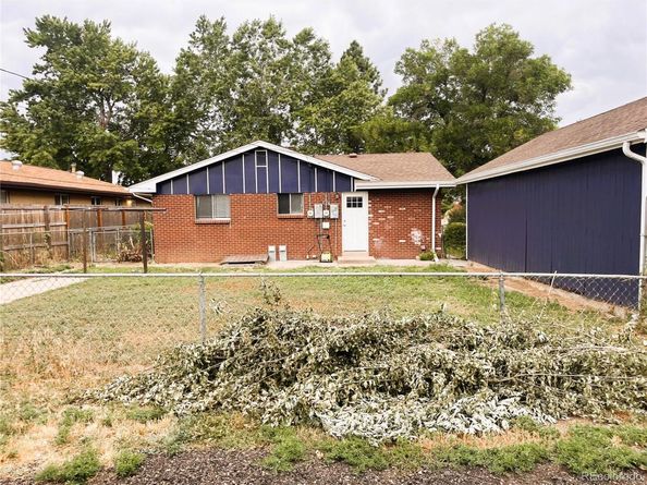 3230 S Huron Street, Englewood CO 80110