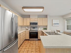1530 S Quebec Way 30, Denver CO 80231