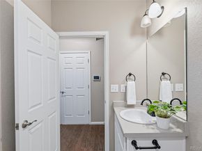 4482 S Ukraine Court, Aurora CO 80015