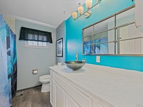 271 E Davies Avenue, Centennial CO 80122