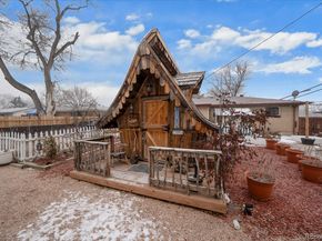 271 E Davies Avenue, Centennial CO 80122