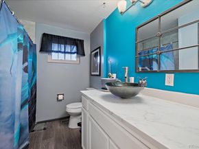 271 E Davies Avenue, Centennial CO 80122