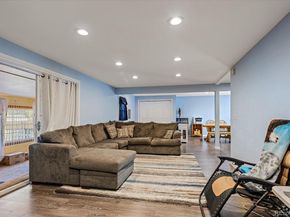 271 E Davies Avenue, Centennial CO 80122