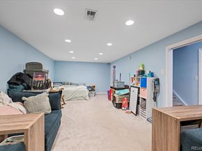 271 E Davies Avenue, Centennial CO 80122