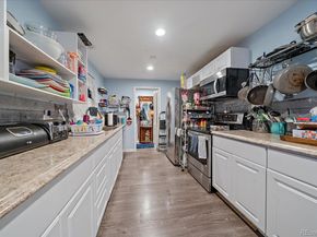 271 E Davies Avenue, Centennial CO 80122