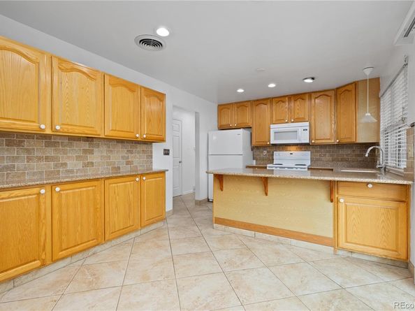2776 S Helena Way, Aurora CO 80013