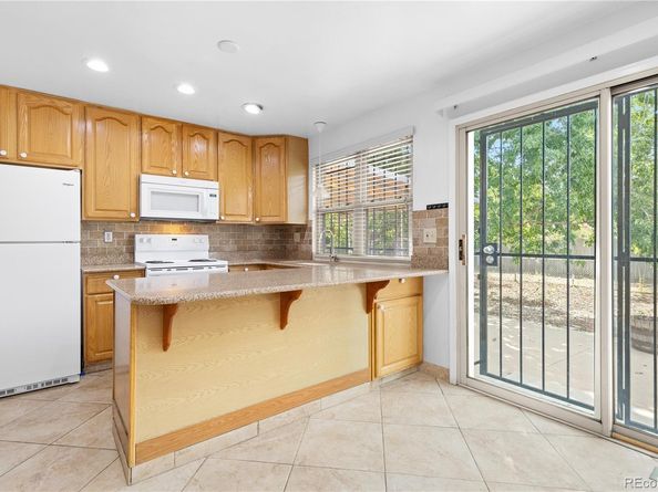 2776 S Helena Way, Aurora CO 80013