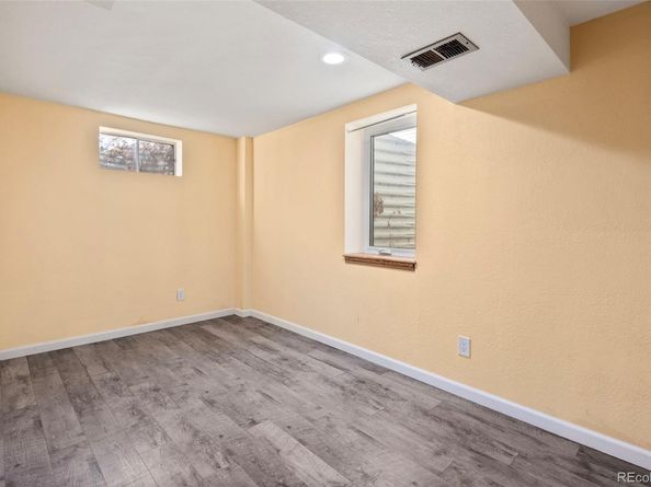 9852 W 76th Avenue, Arvada CO 80005