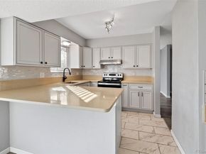 9852 W 76th Avenue, Arvada CO 80005