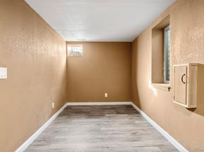 9852 W 76th Avenue, Arvada CO 80005