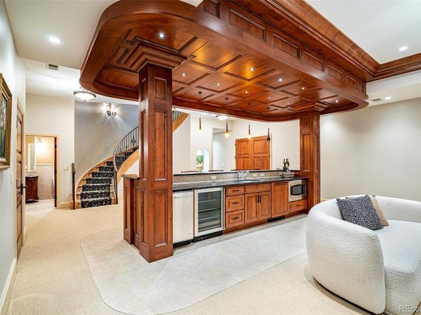 7450 E 6th Avenue, Denver CO 80230