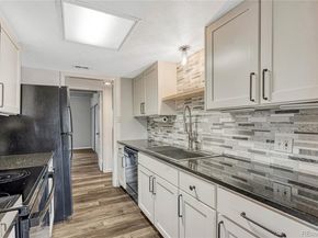 2525 S Dayton Way 2209, Denver CO 80231