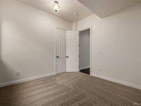 Undisclosed Address #4863081, Broomfield CO 80023