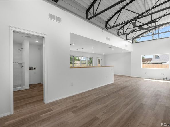 1957 Blackhawk Street, Aurora CO 80011