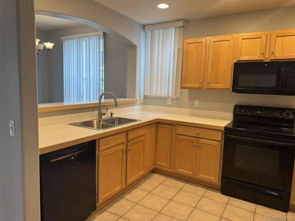 1747 N Pearl Street 205, Denver CO 80203