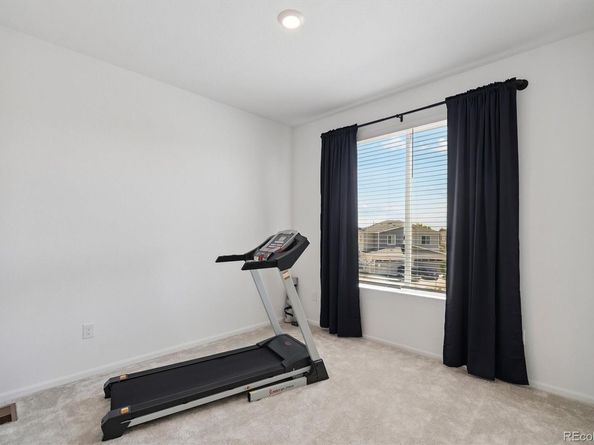 1627 S Andes Way, Aurora CO 80017