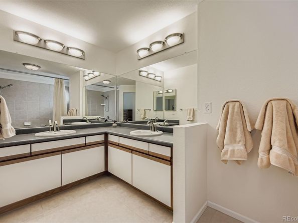 2110 S Scranton Way, Aurora CO 80014