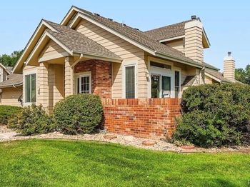 2110 S Scranton Way