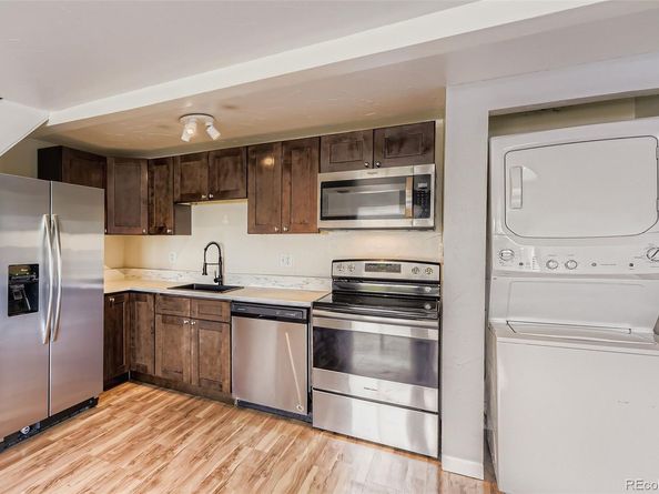 341 S Estes Street 32, Lakewood CO 80226