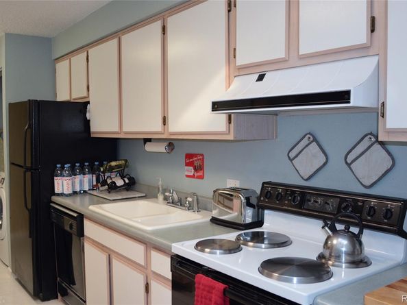 2815 S Locust Street F, Denver CO 80222