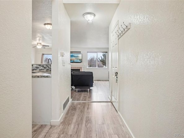 1147 S Ventura Circle D, Aurora CO 80017