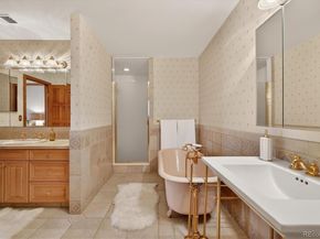 3960 S Lincoln Street, Englewood CO 80113