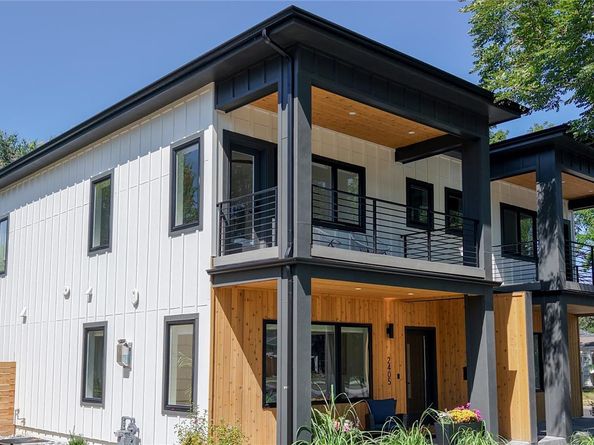 2403 S Franklin, Denver CO 80210