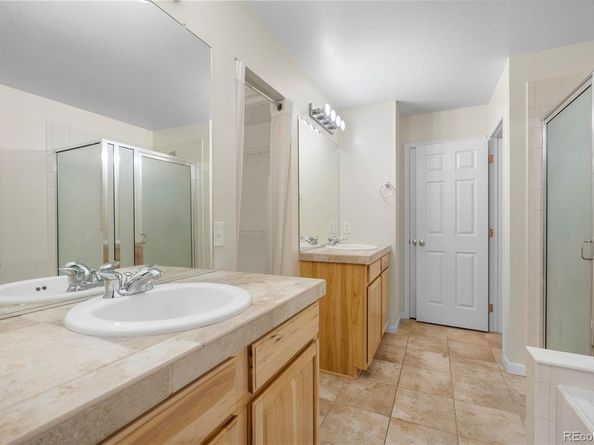 Undisclosed Address #3450918, Aurora CO 80016