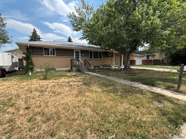 300 S Simms Street, Lakewood CO 80228
