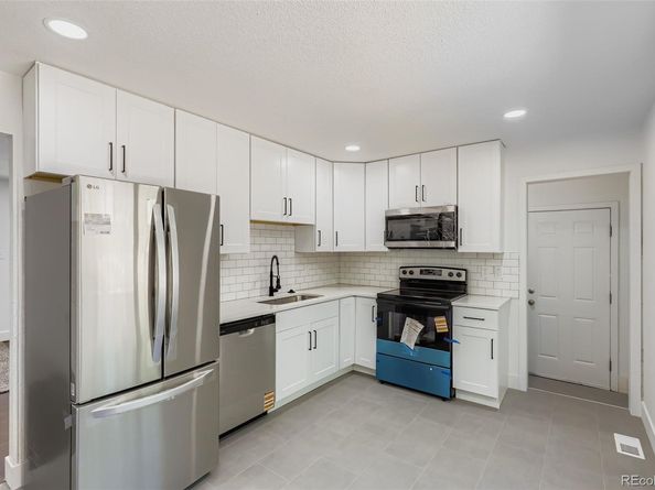 5519 Chandler Court, Denver CO 80239