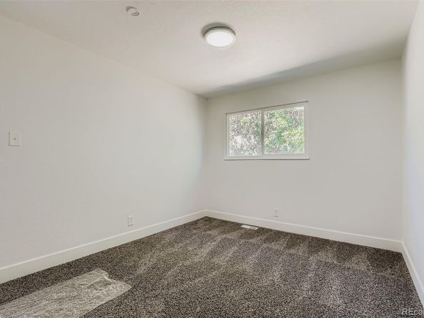 5519 Chandler Court, Denver CO 80239