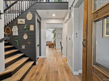 12122 Village Circle W