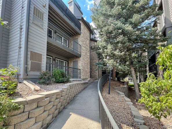 2575 S Syracuse Way B202, Denver CO 80231