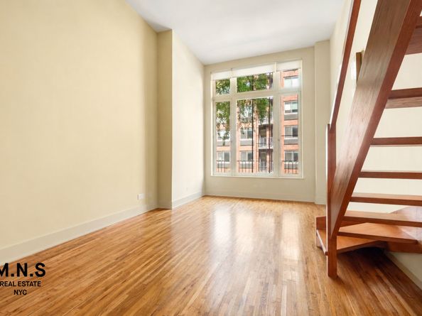100 West 15th Street 2B, New York NY 10011