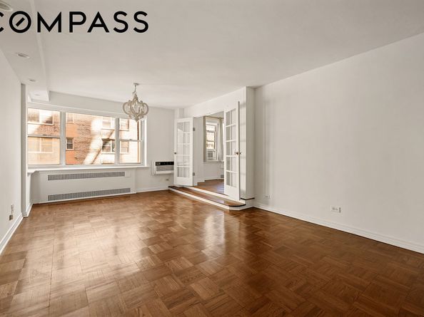 215 East 79th Street 7F, New York NY 10075