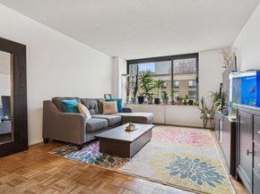 2 South End Avenue 8F, New York NY 10280