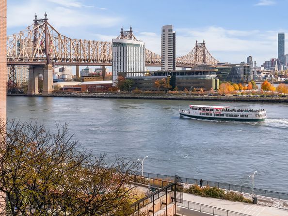 45 Sutton Place S SOUTH7C, New York NY 10022