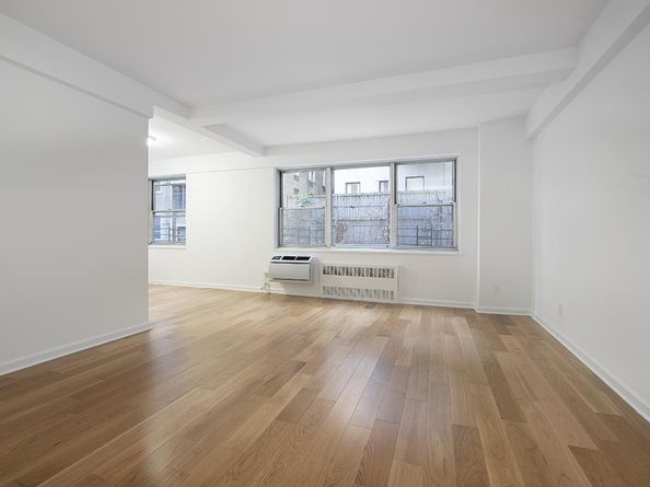 7 Lexington Avenue 1H, New York NY 10010