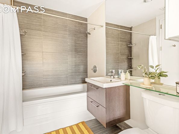 323 Greene Avenue 4A, Brooklyn NY 11238