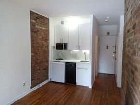 210 East 21st Street 6B, New York NY 10010