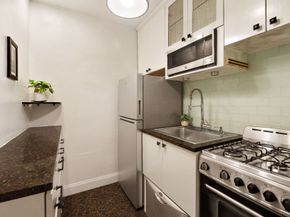 88 Bleecker Street 6A, New York NY 10012