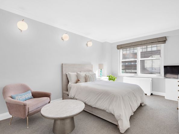 69 5th Avenue 8G, New York NY 10003