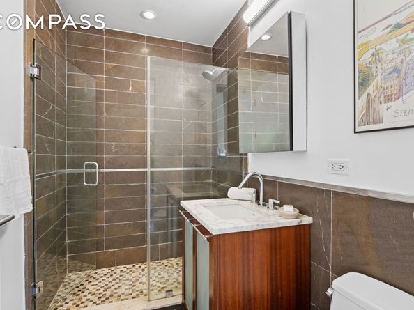 3585 Greystone Avenue 3E, Bronx NY 10463