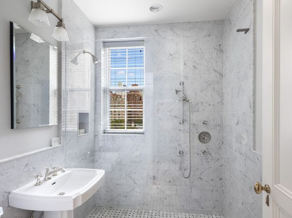 775 Park Avenue 6/7C, New York NY 10021