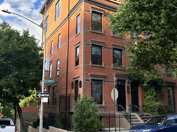 1341 Park Avenue