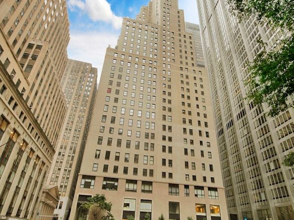 20 Pine Street 2706, New York NY 10005