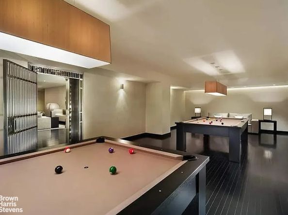 20 Pine Street 2706, New York NY 10005